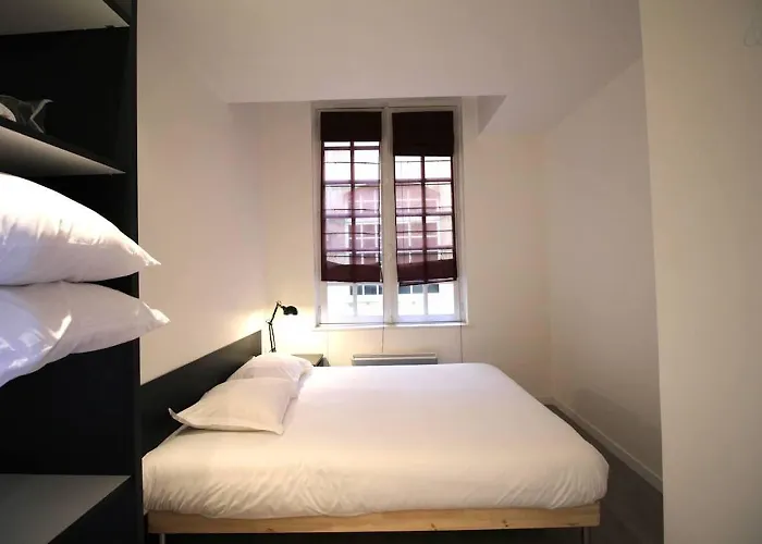 Appartement 2 Chambres En Hyper Centre Avec Balcon